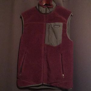 Patagonia Shirts - Men’s Authentic Patagonia Vest Patagonia Shirts - Men’s Authentic Patagonia Vest